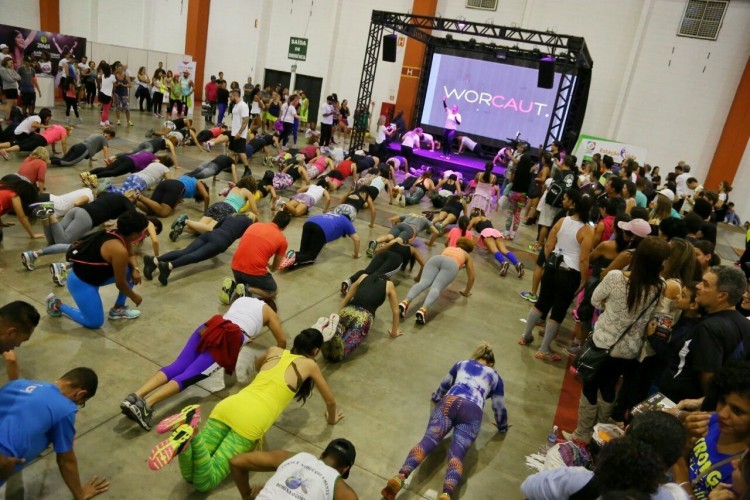 Aula aberta de WorCAUt, treino funcional com Cau Saad